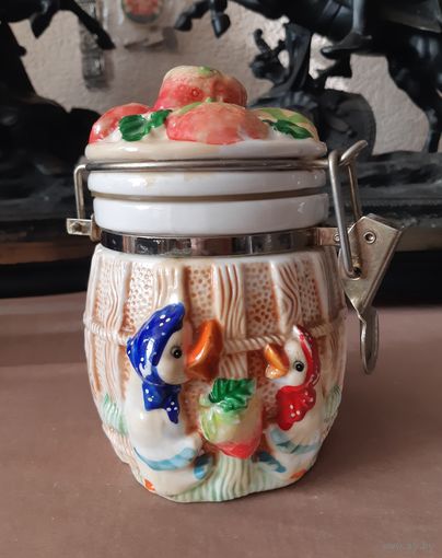 Банка для специй, фарфор