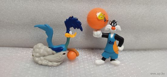 Коллекционные игрушки из Макдональдс. Космический джем. 2021г. 17