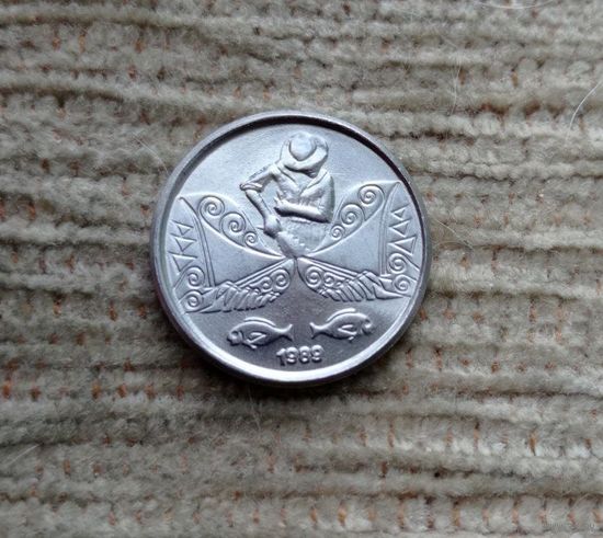 Werty71 Бразилия 5 сентаво 1989 Рыба