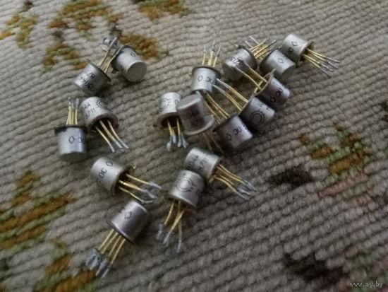 Транзистор 2П304А (б/у)