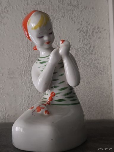 Статуэтка "Ягодка" МФЗ