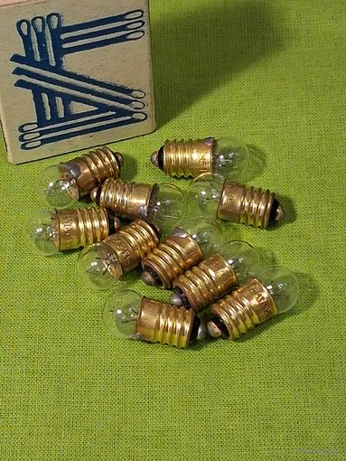 Лампочки 13,5 В 0,16 А для елочных гирлянд, подсветки шкал радиоприемников