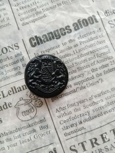 Винтажная пуговица