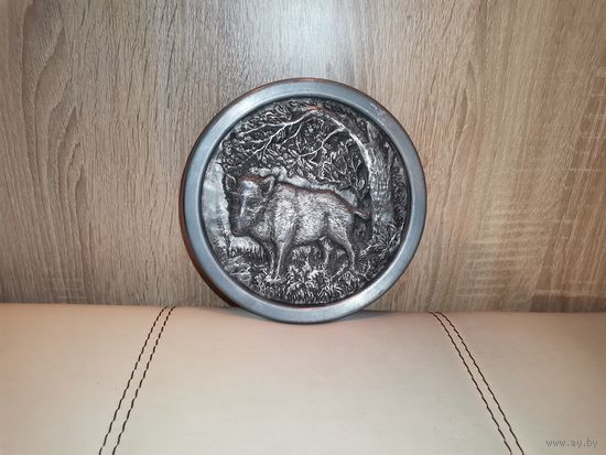 Тяжёлое, оловянное панно "Кабан", диаметр 17 см., вес 435 грамм.