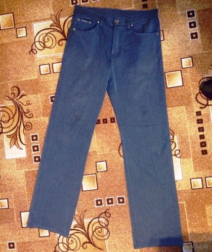 Джинсы стрейч(тянутся) W31 турция 180 рост HUGO BOSS. Купили в Турции, сели после стирки.