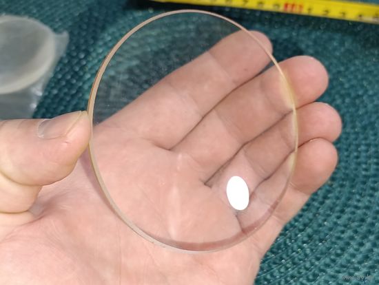 Линза впукло-выпуклая (все лоты с 1 руб без МЦ)