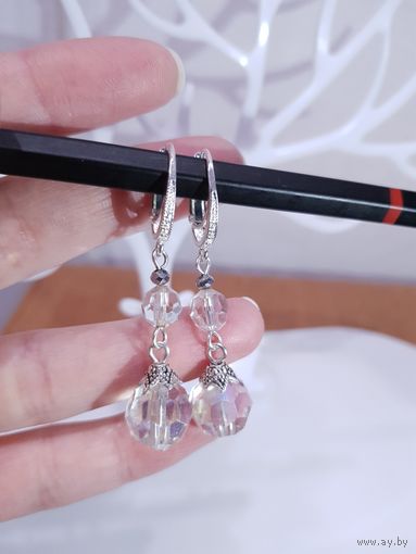 Серьги из чешского хрусталя со стразами