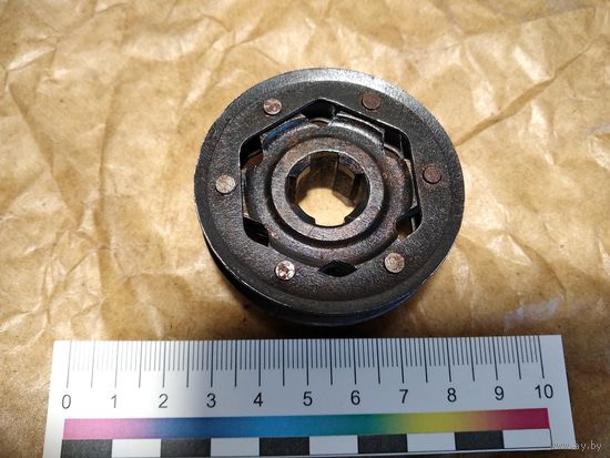 Звёздочка ведущая к бензопиле Дружба-4