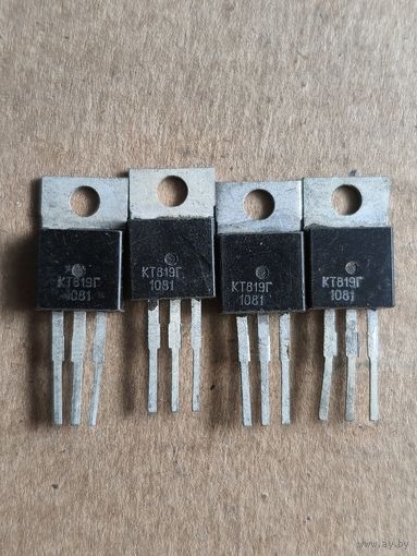 Транзистор КТ819Г, новый