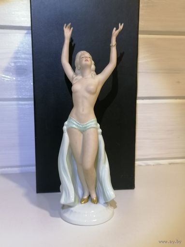 Фарфоровая статуэтка "Обнажённая танцовщица" Валендорф. Германия.