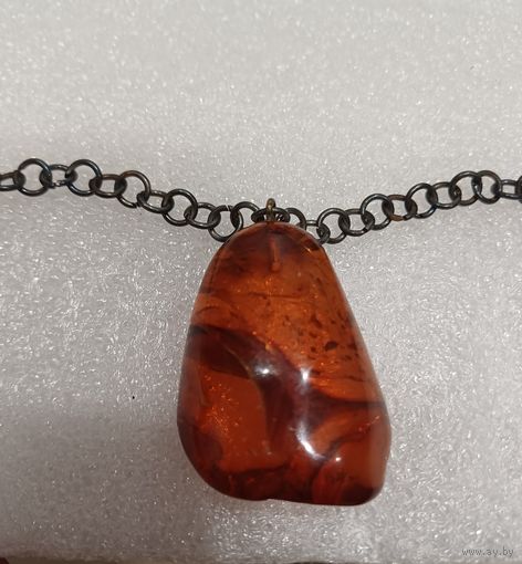 Все лоты с 1р.Янтарный кулон
