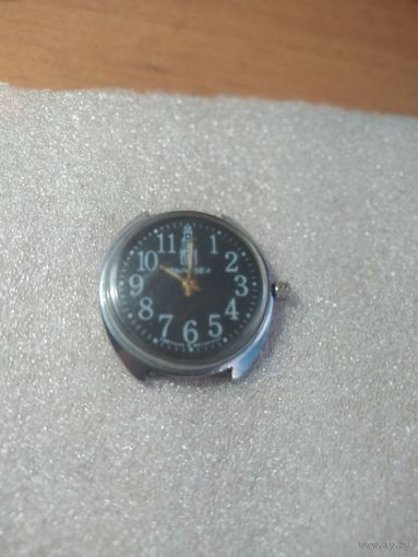 Часы вымпел