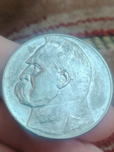 10 злотых 1935 дешевле металла