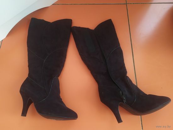 Широкое голенище кожаные сапоги женские осенние