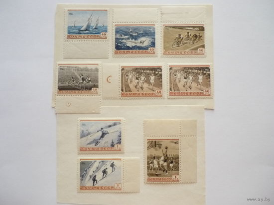Серия марок СССР 1954 г. Качество! Чистые (MNH **)! По тематике - Спорт. Есть с угловыми и боковыми полями и парная марка. Состояние.