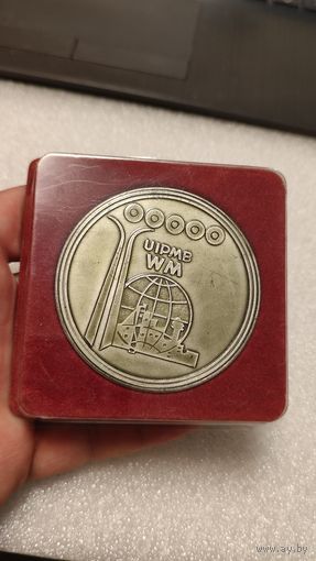 Настольная медаль Чемпионат Мира по биатлону Минск 1982,200 лотов с 1 рубля!!!