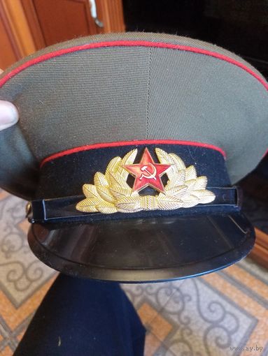 Шапка военная