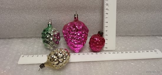 Ёлочные игрушки. Ягоды малины. 16