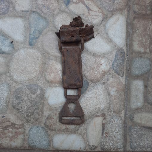 Защелка на газбак (пружина не работает)