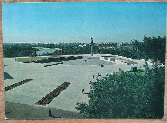 Магілеў. (Могилев) Помнік барацьбітам за Савецкую ўладу. 1988 г. Чыстая