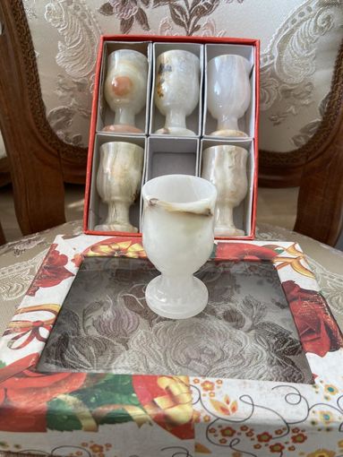 Стаканы из камня