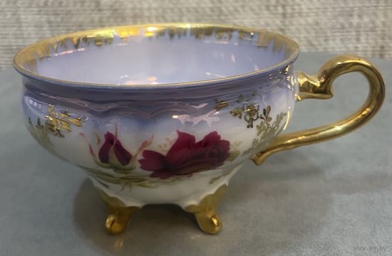 Чашка на декоративных ножках Германия 9.5 см х 6,5 см