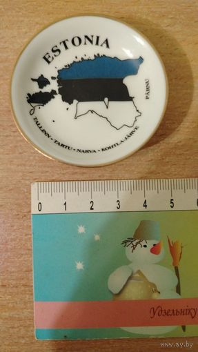 Самовывоз!!! Магнит - тарелочка. Эстония. Почтой не высылаю.