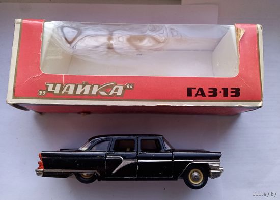 Модель Коллекционная СССР в масштабе 1:43.Чайка.С коробкой