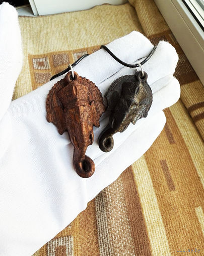 Подвеска, кулон Слон, Сова, голуби, Сердце Ценные породы дерева Цена разная