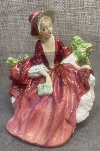 Фарфоровая статуэтка Royal Doulton "Лидия" Англия. 1939 год. Высота 12 см