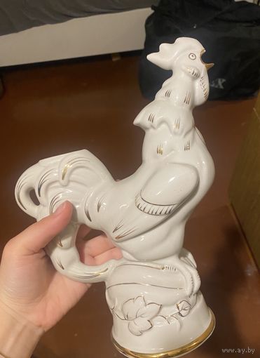 Петух фарфор