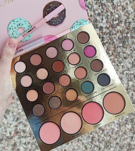 Лимитированный набор Too Faced You Drive Me Glazy Set (палетка, минитушь и карандаш для глаз)