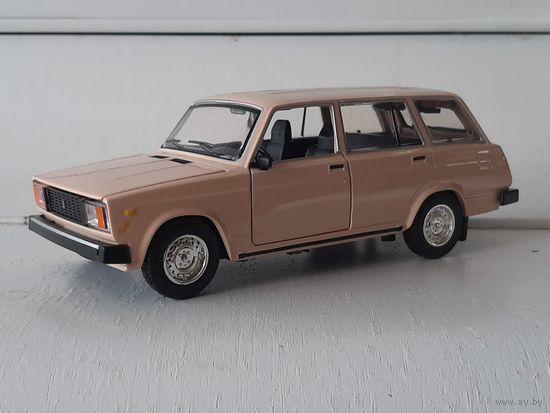 ВАЗ-2104. 1/24.