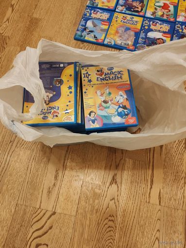 Коробки от дисков magic english. 39 шт
