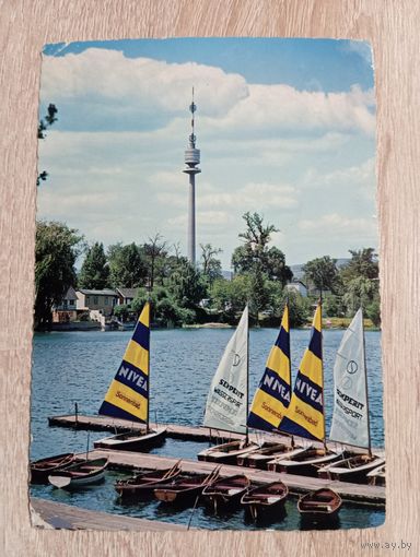 О-10. ПОДПИСАННАЯ ОТКРЫТКА ГЕРМАНИЯ. ЯХТЫ НА ПРИЧАЛЕ.