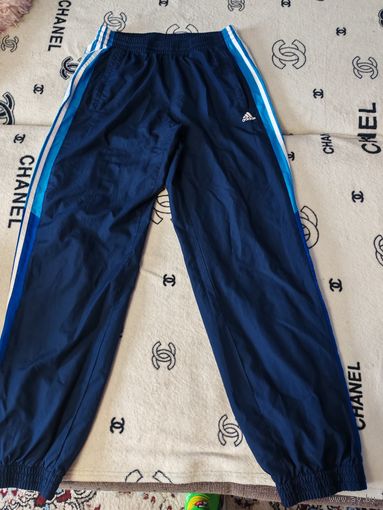 Спортивные штаны adidas