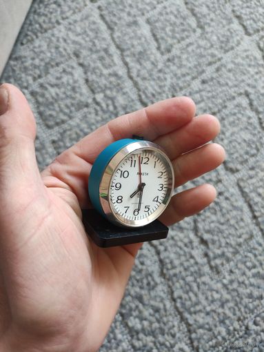 Часы Ракета