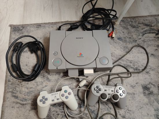 Приставка Sony playstation 1