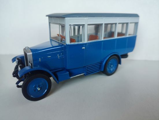 "Автолегенды СССР" N 217 "Автобус   АМО Ф-15"