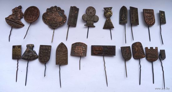 Значки иностранные ТЯЖЕЛЫЕ.20 штук