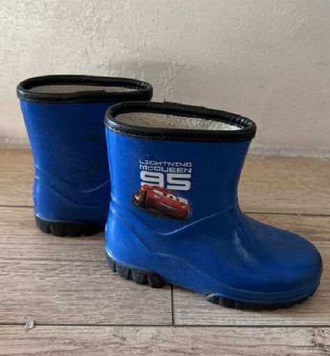 Резиновые сапоги в отличном состоянии, р-р 32