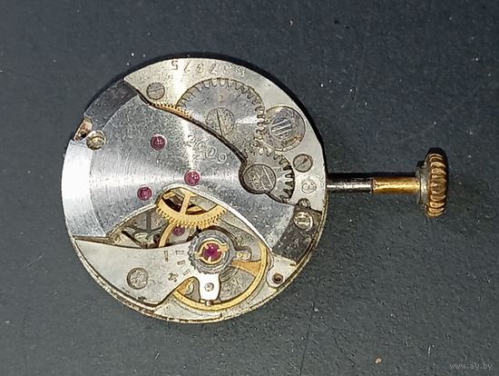 Часовой механизм  Заря номер 2009 ,  с позолоченной завидной головкой ..