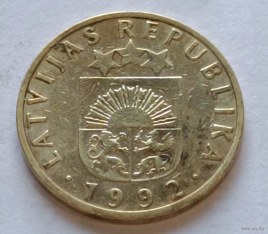 Латвия. 10 сантимов 1992 года .