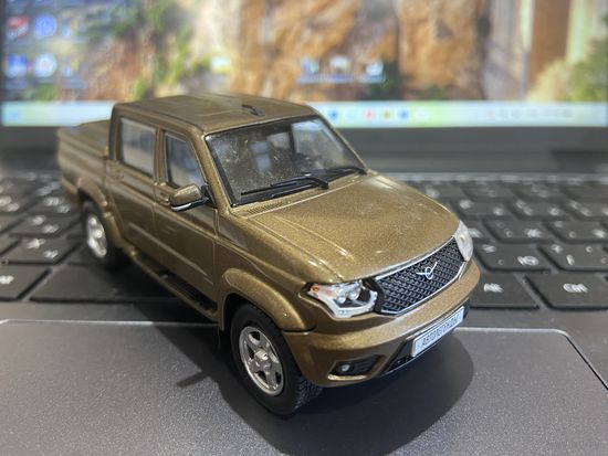 UAZ Patriot (DeAgostini)