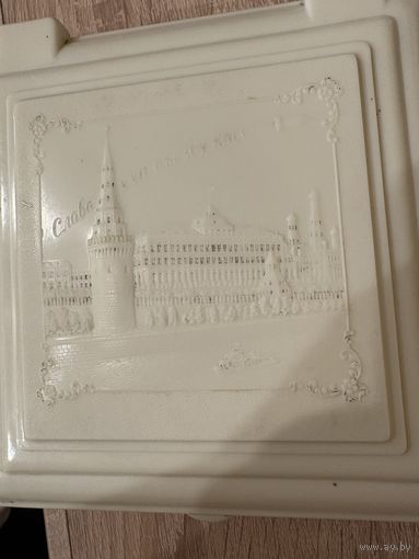 Шкатулка  РАРИТЕТНАЯ ВИНТАЖНАЯ