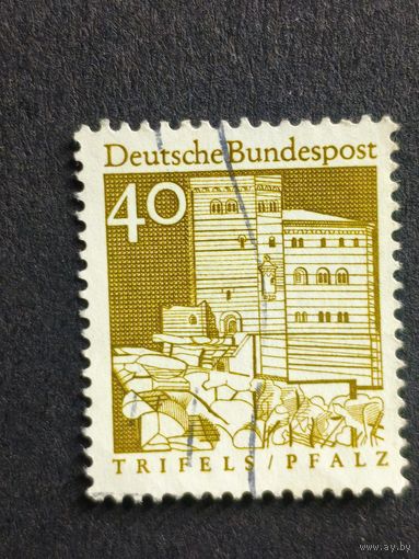 Германия 1966. Здания Германии 12 века. Крепость Трифельс в Пфальце
