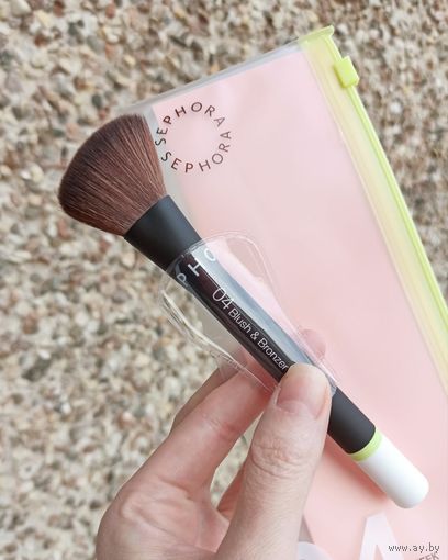 Кисть для румян и бронзера Sephora 04 Blush & Bronzer Blush