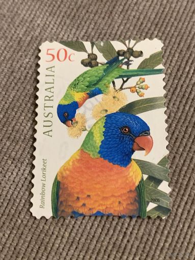 Австралия 2005. Попугаи. Rainbow lorikeet. Марка из серии