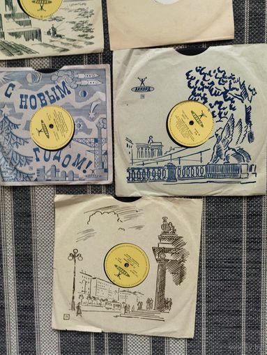 5 грампластинок фирмы Аккорд . СССР . Утолщенные .