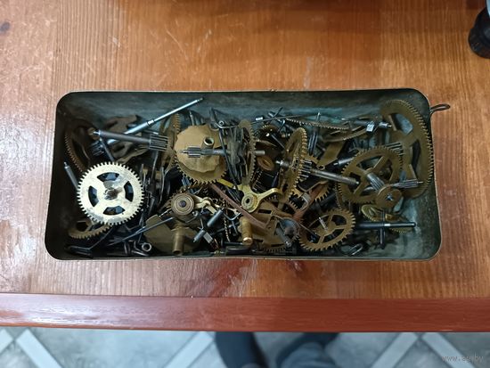 Запчасти настенные часов